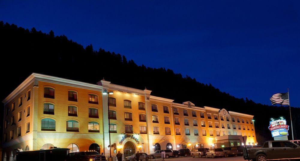 Doubletree By Hilton Deadwood At Cadillac Jack'S Zewnętrze zdjęcie