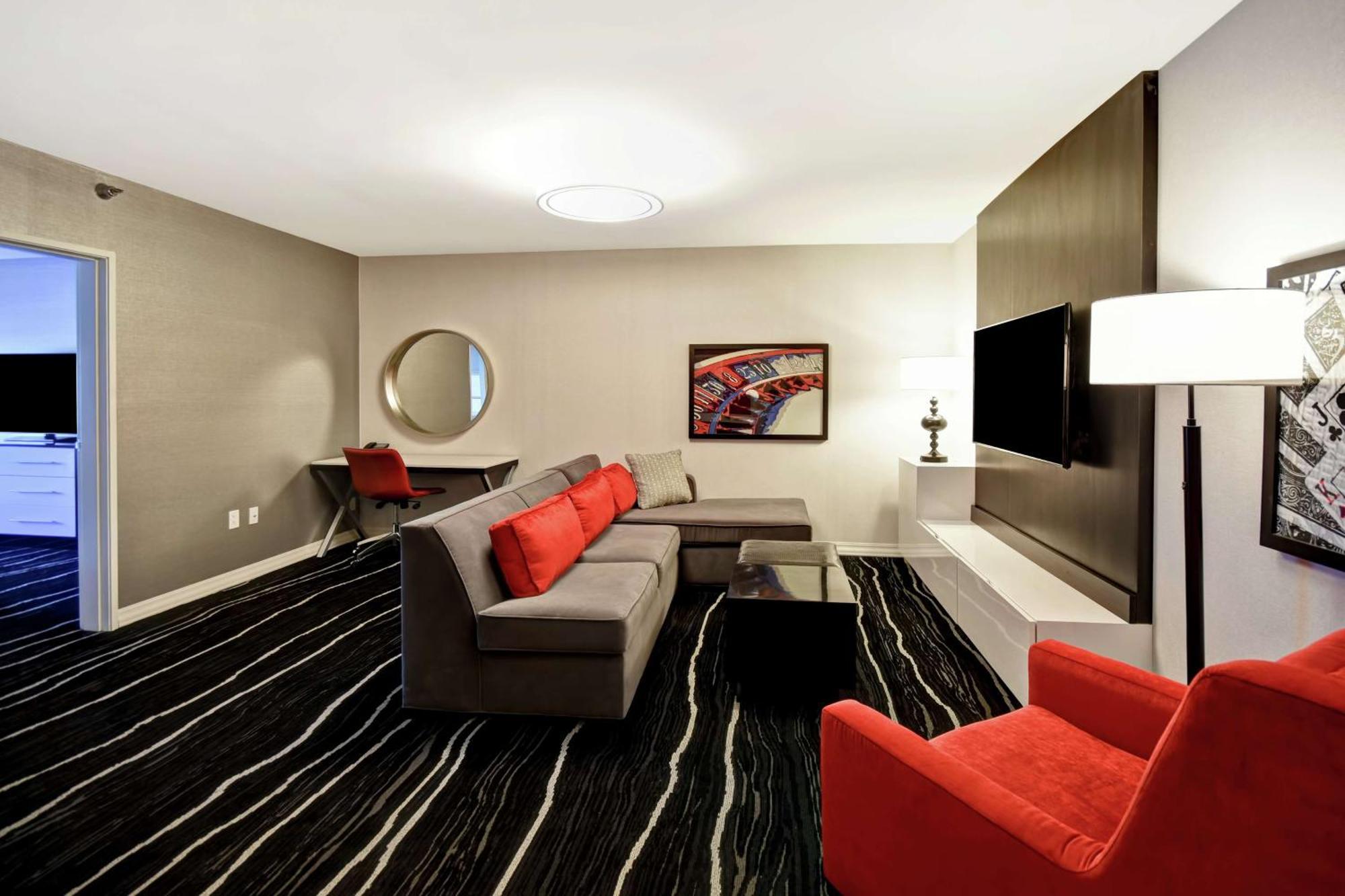 Doubletree By Hilton Deadwood At Cadillac Jack'S Zewnętrze zdjęcie
