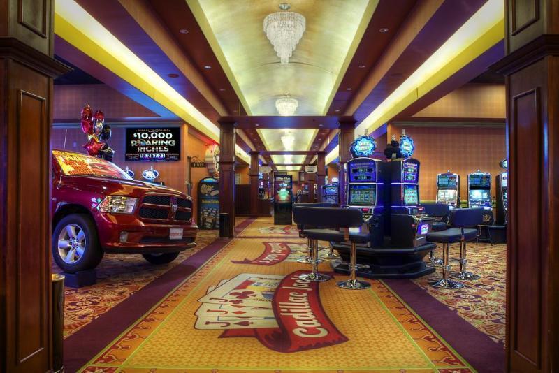 Doubletree By Hilton Deadwood At Cadillac Jack'S Zewnętrze zdjęcie