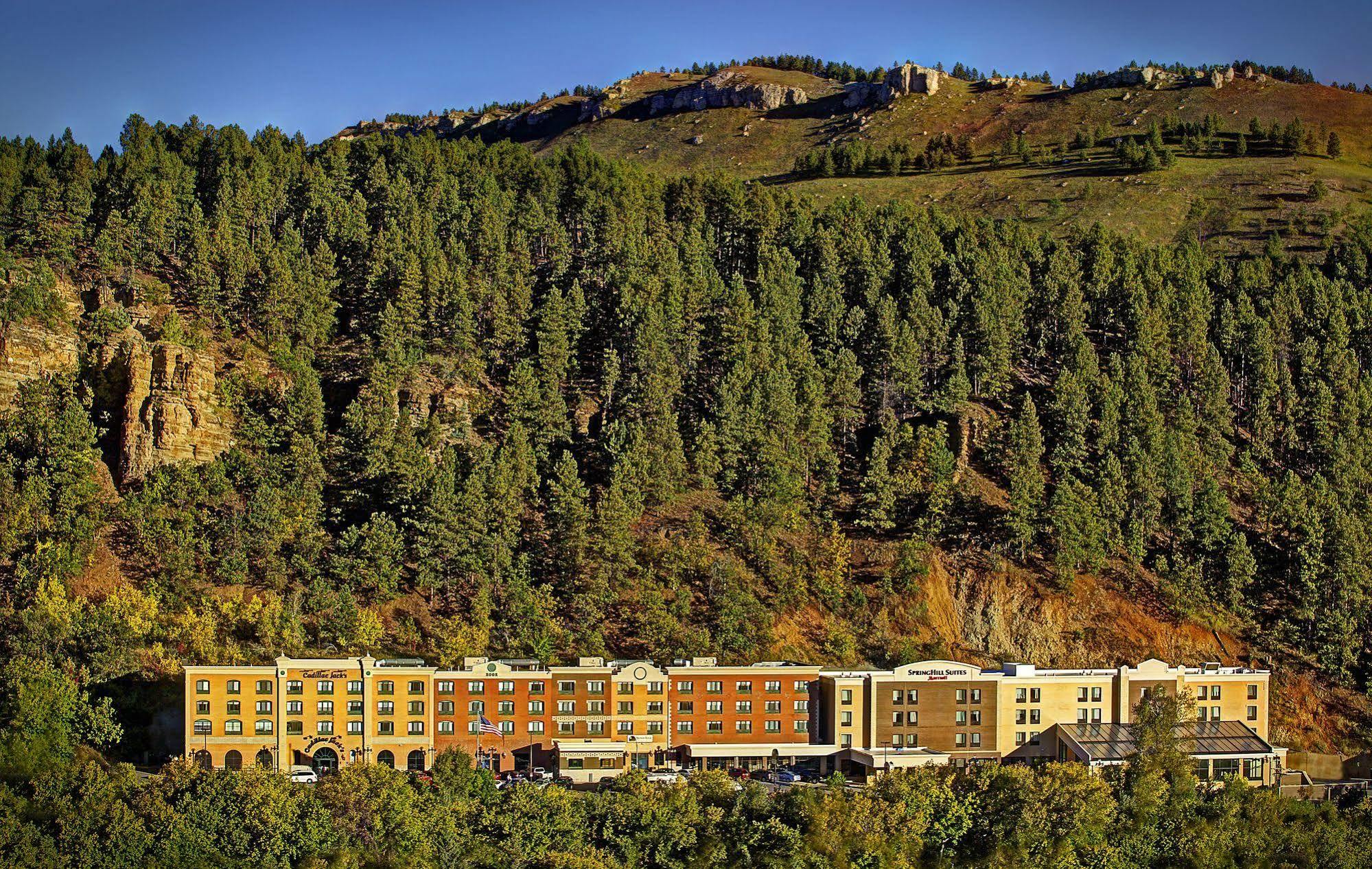 Doubletree By Hilton Deadwood At Cadillac Jack'S Zewnętrze zdjęcie